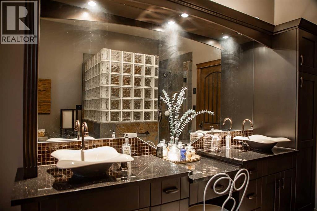 13 Chinook Crescent, High Level, Alberta  T0H 1Z0 - Photo 41 - A2244888