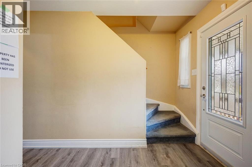 84 Sutherland Avenue, Brampton, Ontario  L6V 2H7 - Photo 7 - 40823808