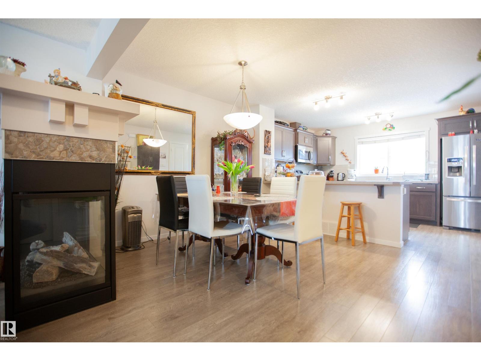 2902 Maple Wy Nw, Edmonton, Alberta  T6T 0T4 - Photo 7 - E4477024