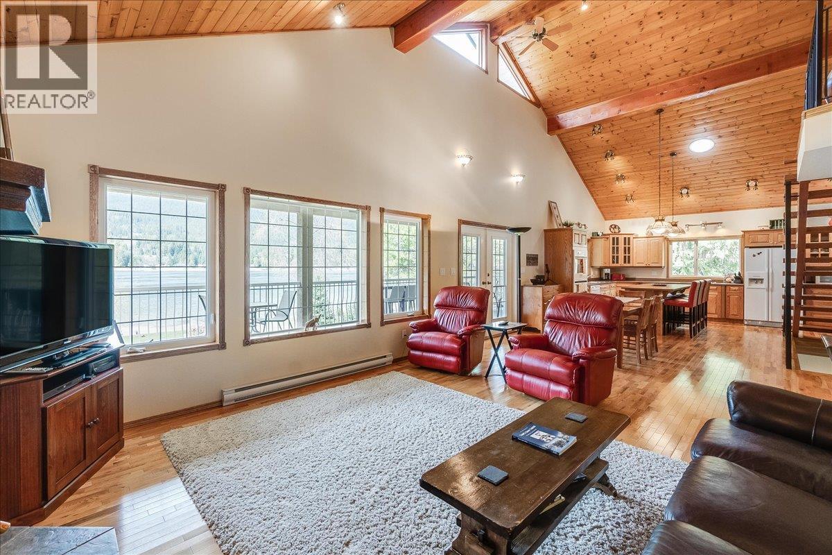 664 Ainslie Road, Harrop, British Columbia  V1L 6P6 - Photo 37 - 10384831