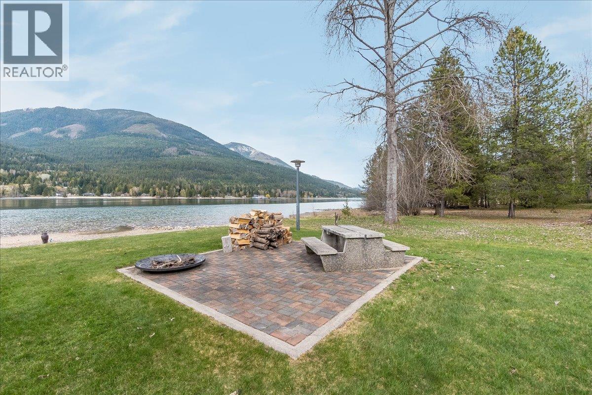 664 Ainslie Road, Harrop, British Columbia  V1L 6P6 - Photo 12 - 10384831