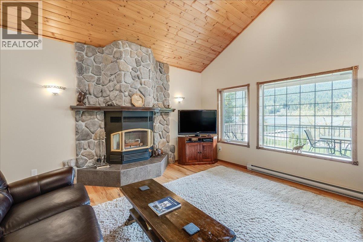 664 Ainslie Road, Harrop, British Columbia  V1L 6P6 - Photo 35 - 10384831