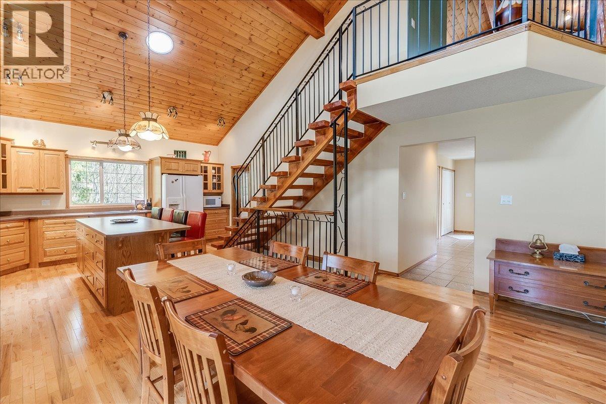 664 Ainslie Road, Harrop, British Columbia  V1L 6P6 - Photo 43 - 10384831