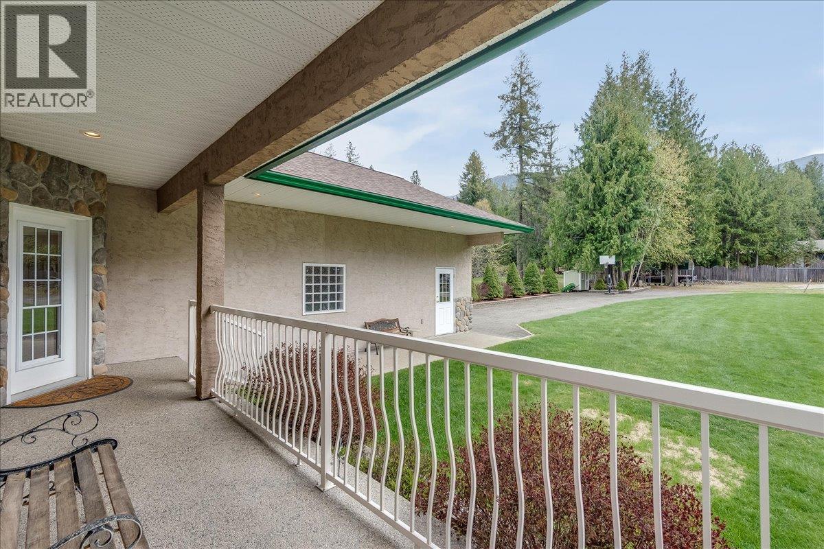 664 Ainslie Road, Harrop, British Columbia  V1L 6P6 - Photo 31 - 10384831