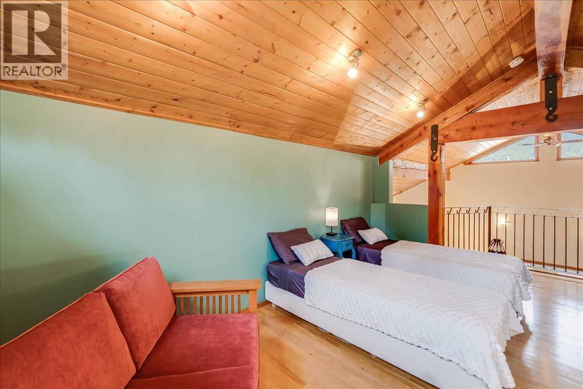 664 Ainslie Road, Harrop, British Columbia  V1L 6P6 - Photo 52 - 10384831