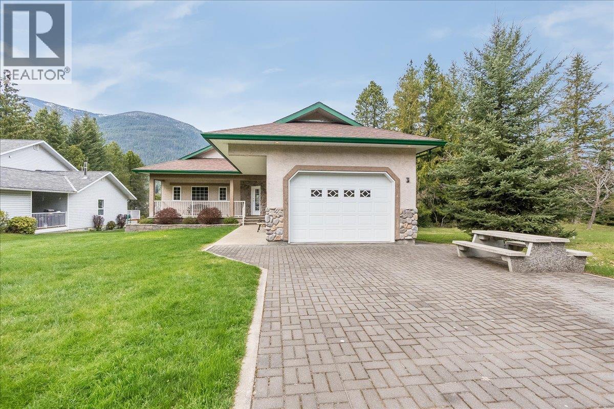 664 Ainslie Road, Harrop, British Columbia  V1L 6P6 - Photo 6 - 10384831