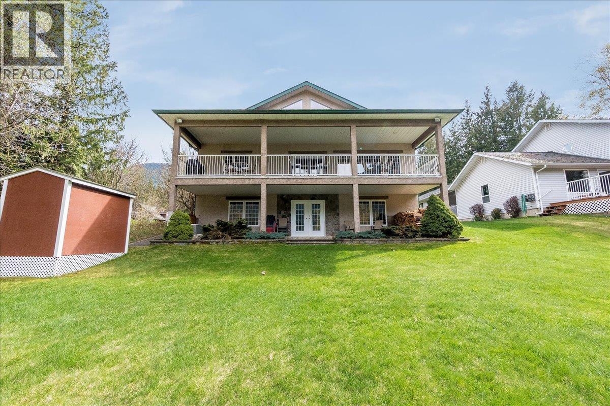 664 Ainslie Road, Harrop, British Columbia  V1L 6P6 - Photo 8 - 10384831