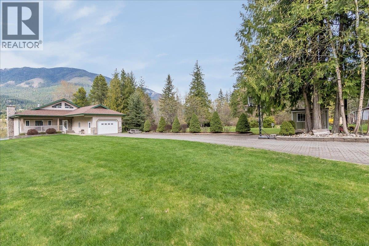 664 Ainslie Road, Harrop, British Columbia  V1L 6P6 - Photo 24 - 10384831