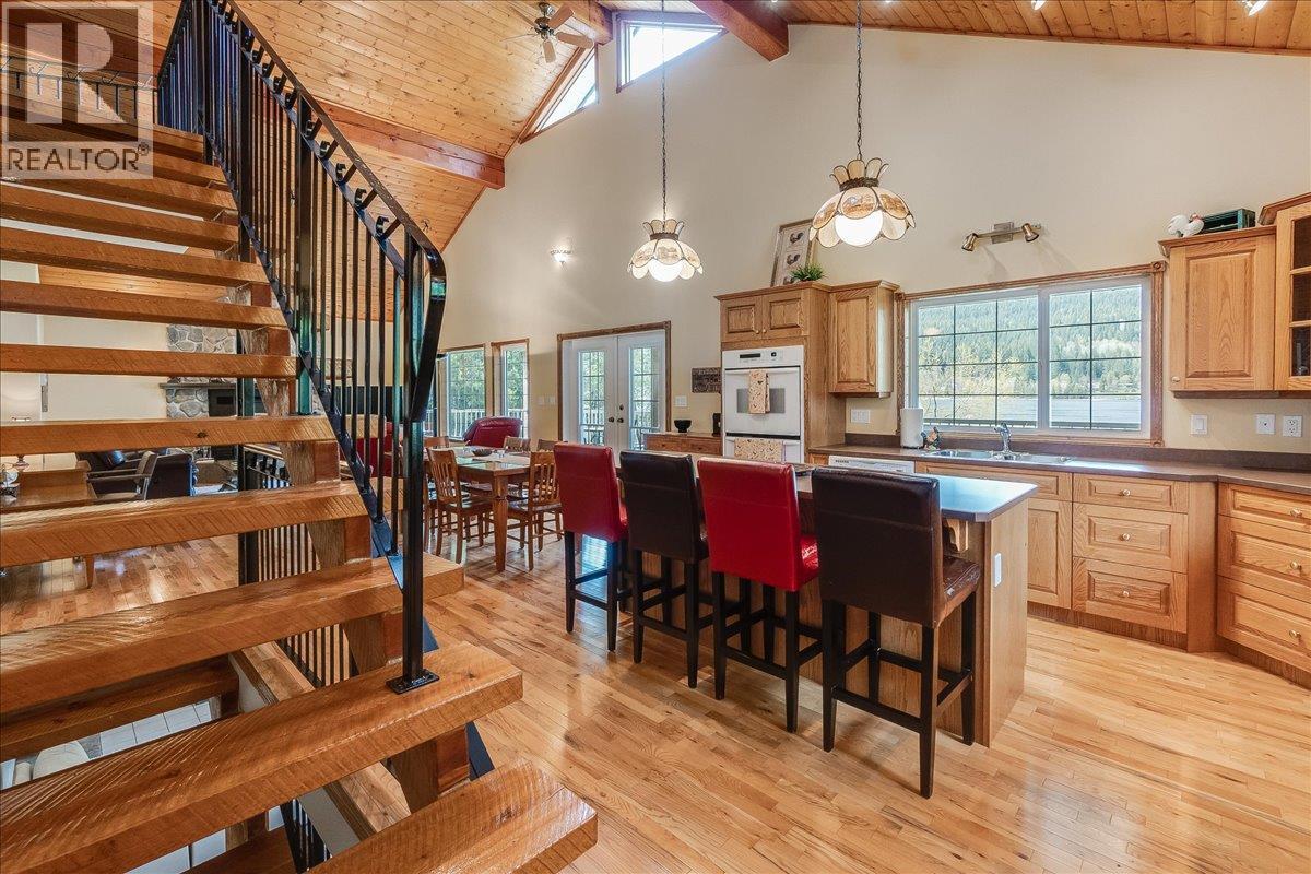 664 Ainslie Road, Harrop, British Columbia  V1L 6P6 - Photo 49 - 10384831