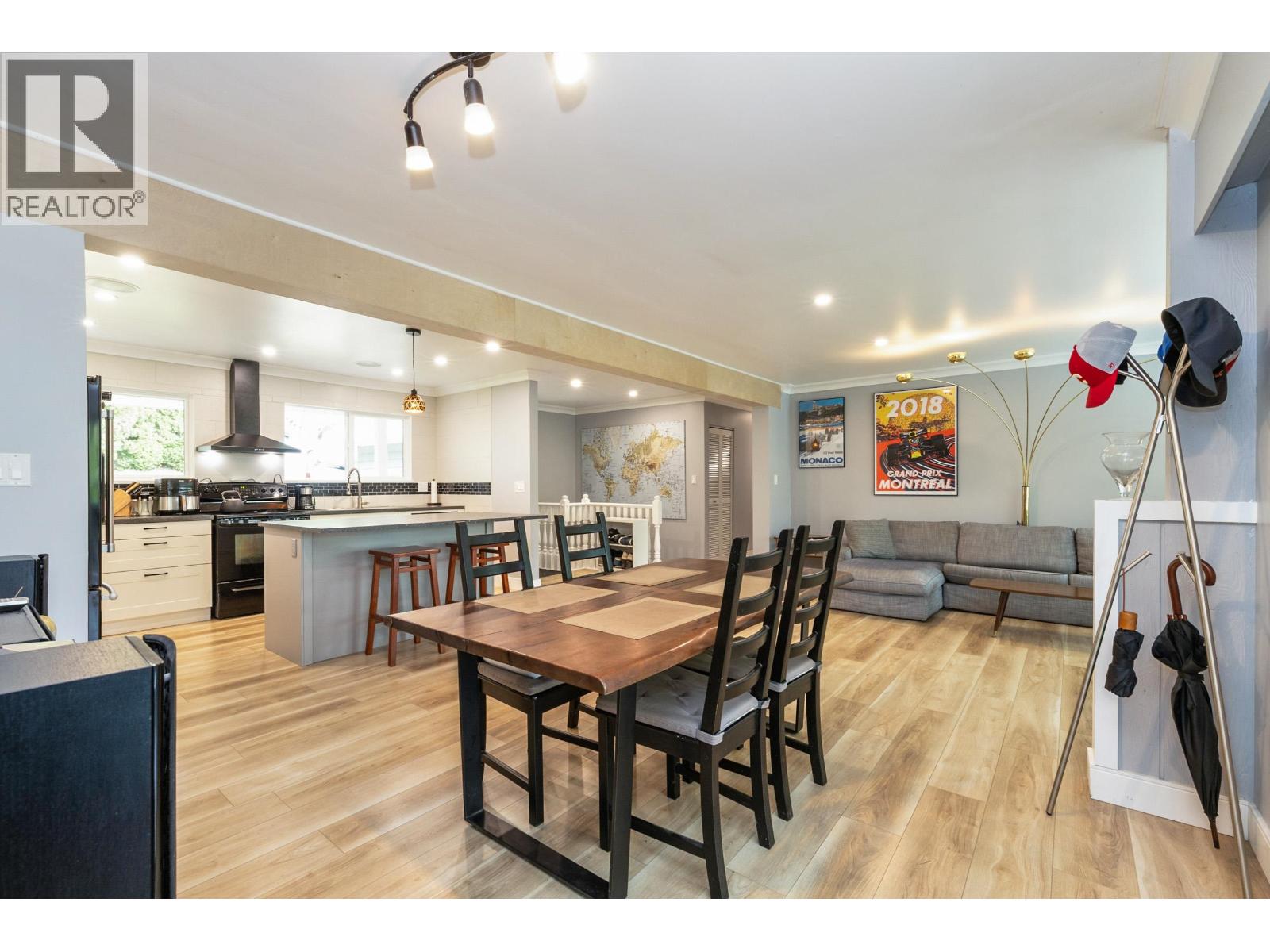 320 Gloucester Court, Coquitlam, British Columbia  V3K 5S5 - Photo 9 - R3116034