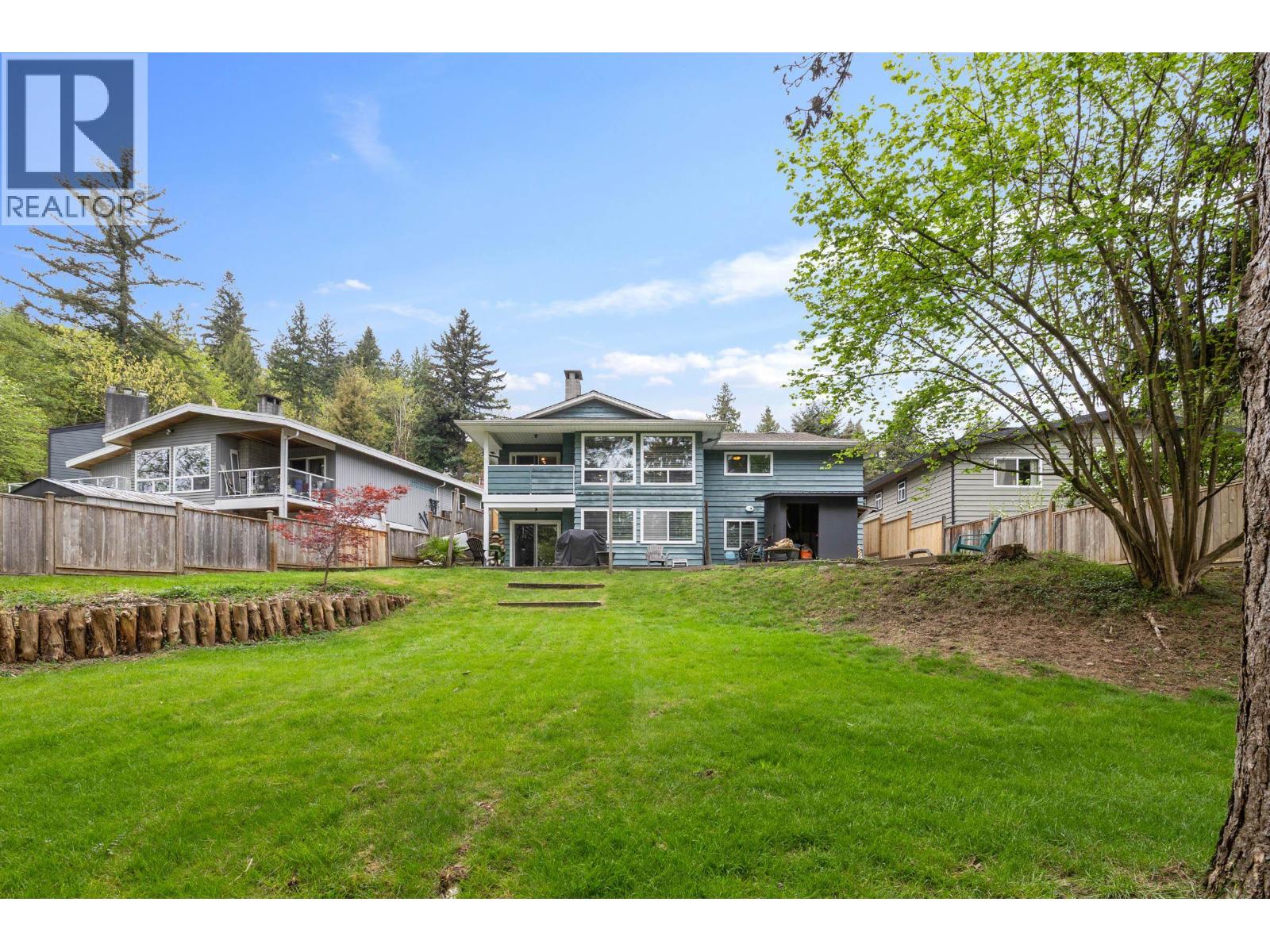 320 Gloucester Court, Coquitlam, British Columbia  V3K 5S5 - Photo 33 - R3116034