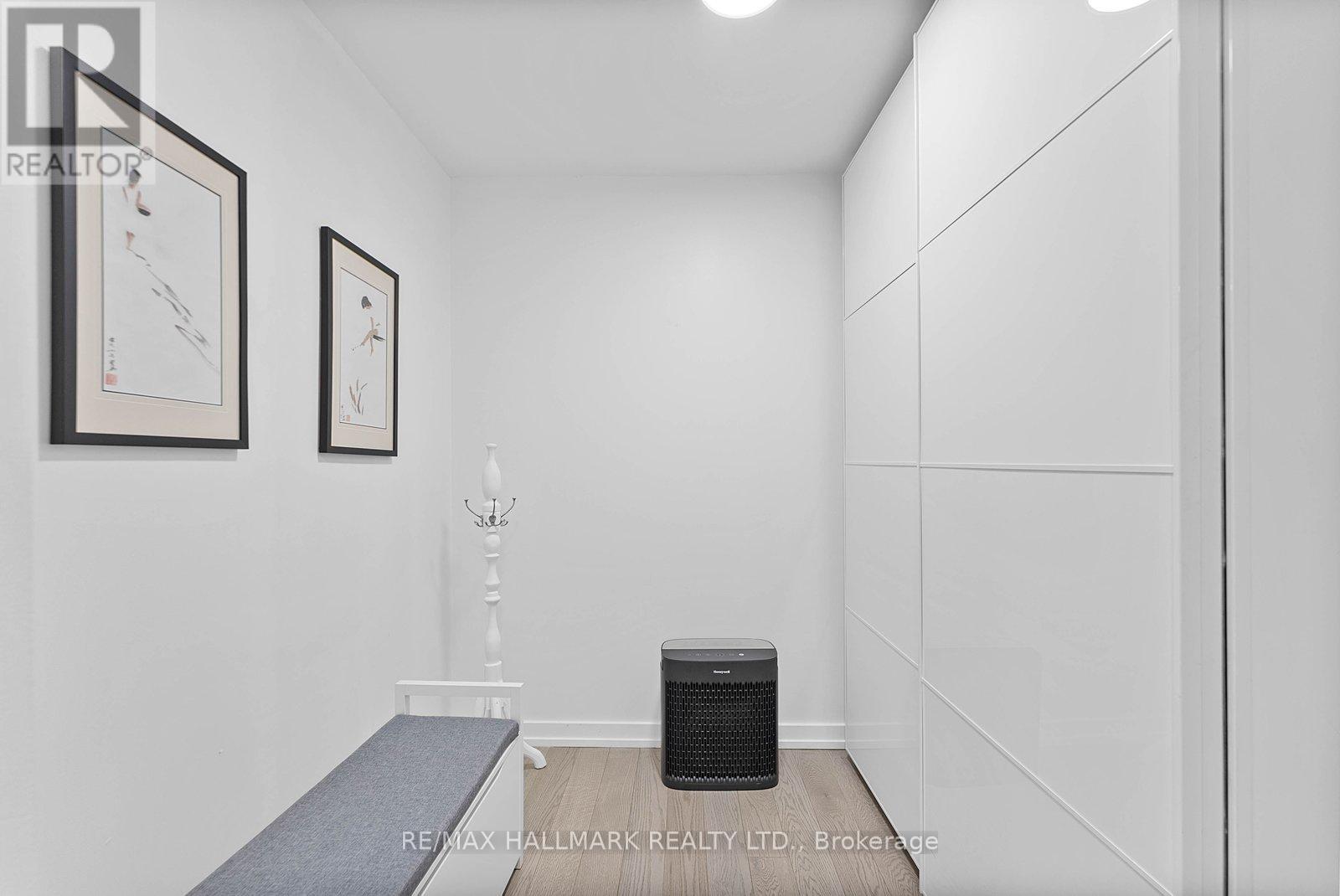 1810 - 381 Front Street W, Toronto, Ontario  M5V 3R8 - Photo 22 - C13050664