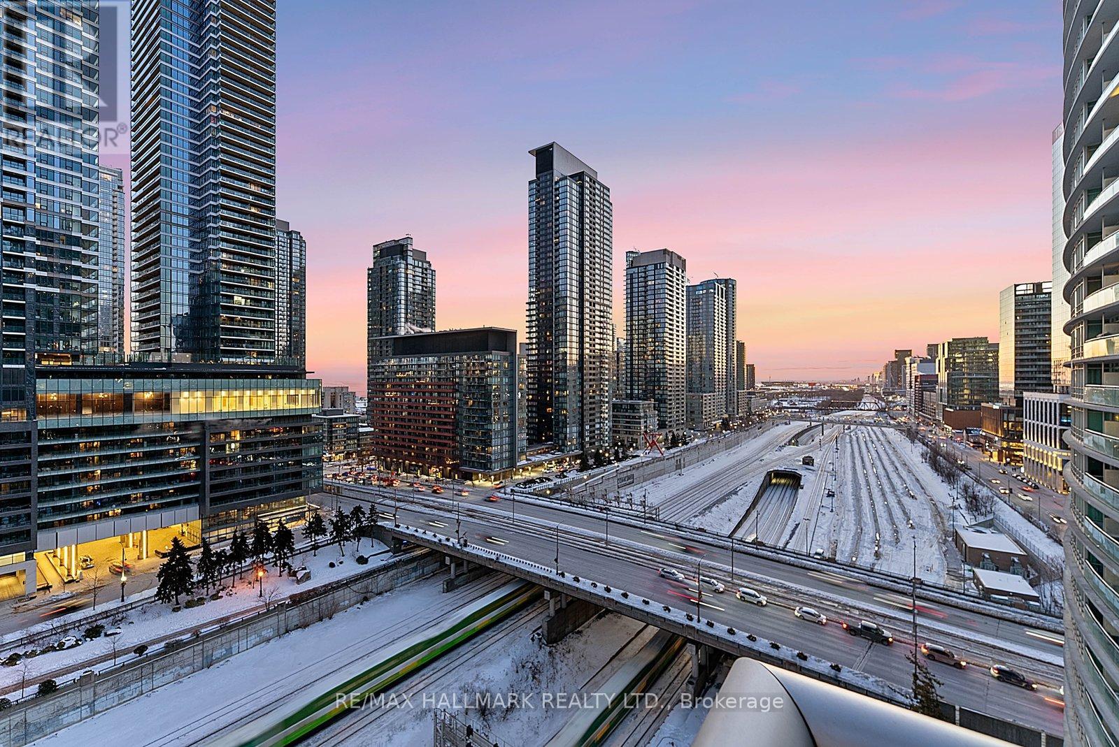 1810 - 381 Front Street W, Toronto, Ontario  M5V 3R8 - Photo 39 - C13050664