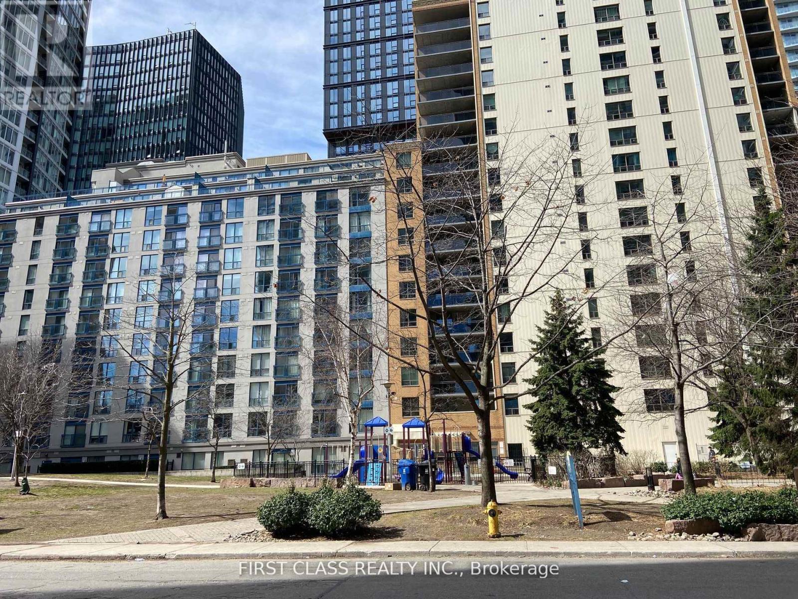 2108 - 65 Mutual Street, Toronto, Ontario  M5B 2A9 - Photo 2 - C13050688