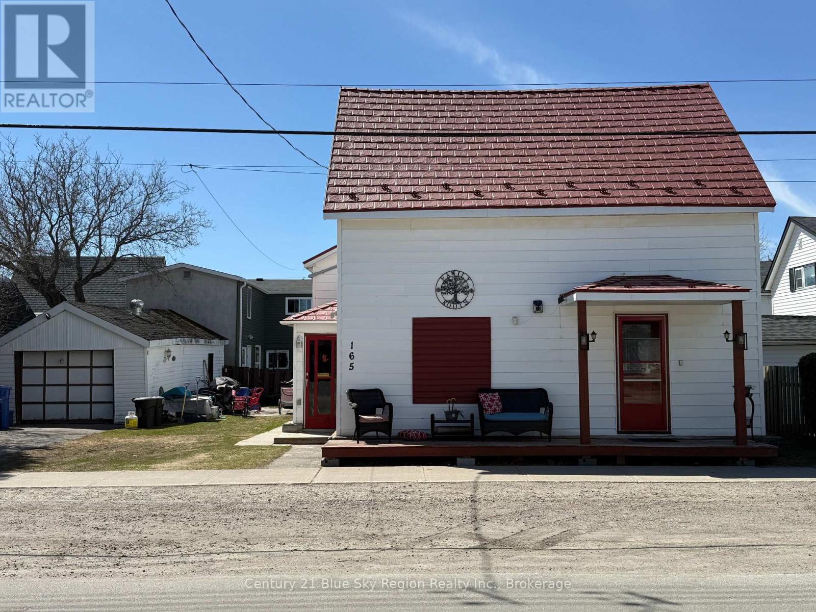 165 Nipissing Street, West Nipissing, Ontario  P2B 1K2 - Photo 1 - X12881484