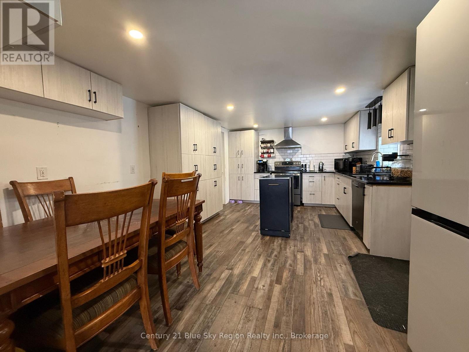 165 Nipissing Street, West Nipissing, Ontario  P2B 1K2 - Photo 3 - X12881484