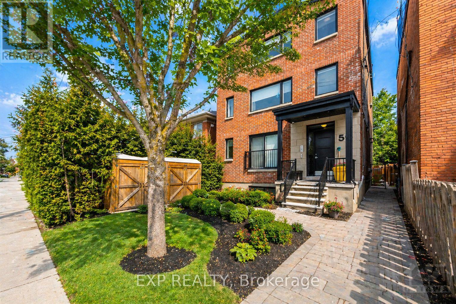 59 Concord Street N, Ottawa, Ontario  K1S 0Y5 - Photo 2 - X13039300