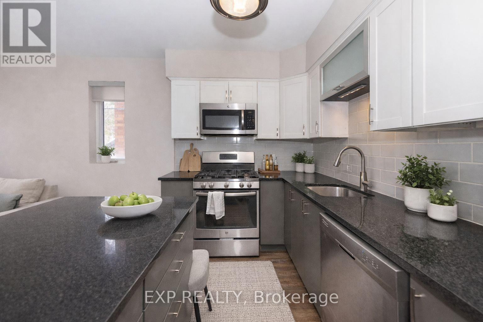 59 Concord Street N, Ottawa, Ontario  K1S 0Y5 - Photo 9 - X13039300