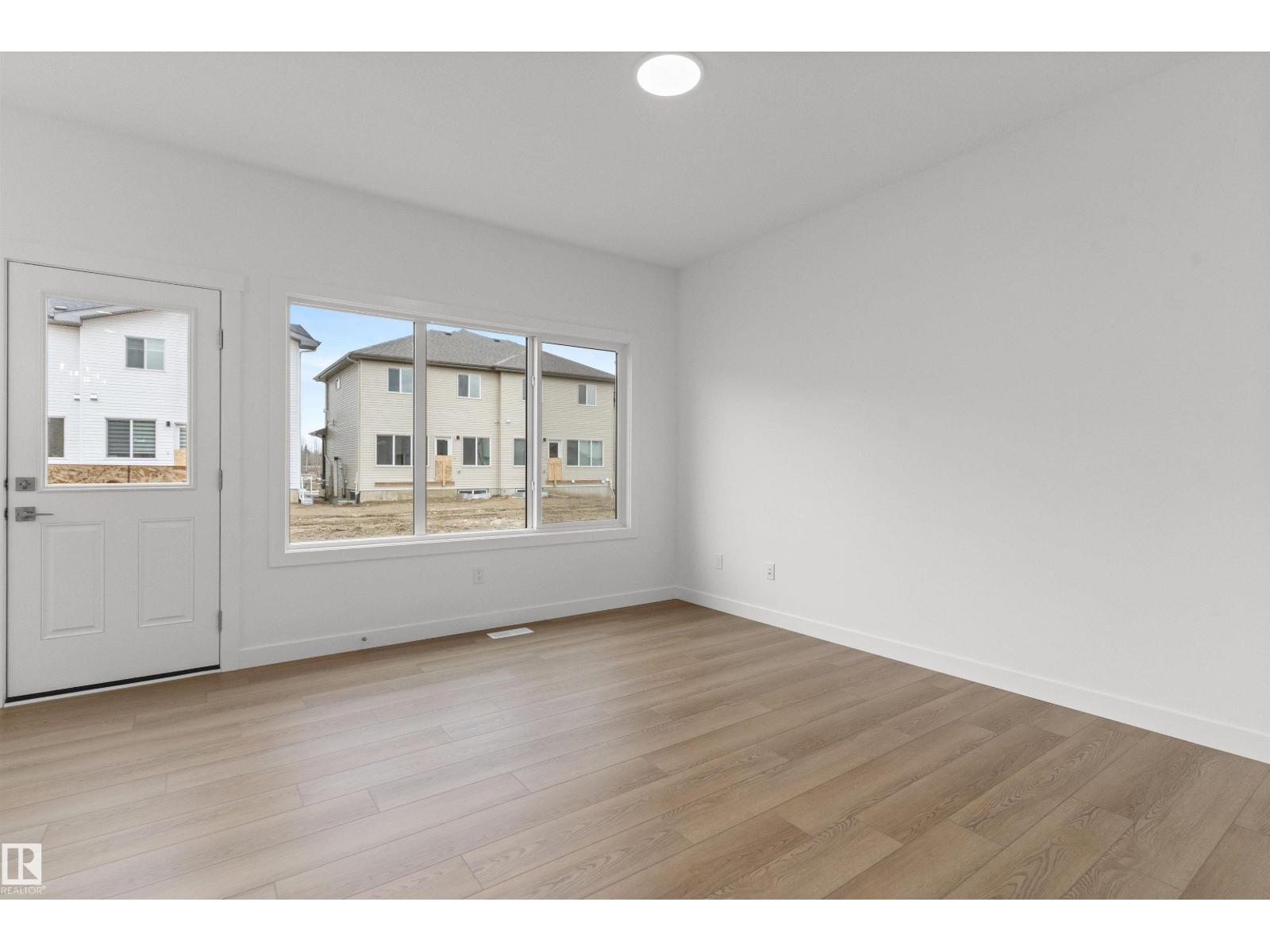 924 18 Av NW, Edmonton, Alberta  T6T 2X4 - Photo 3 - E4477894