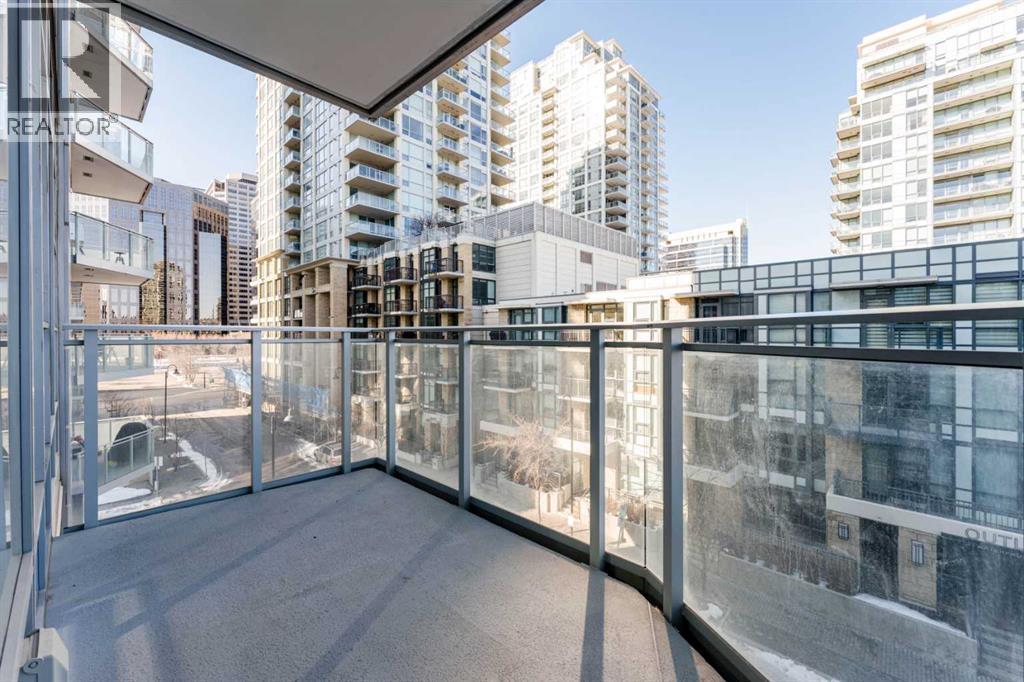 401, 138 Waterfront Court Sw, Calgary, Alberta  T2P 1L1 - Photo 22 - A2299050