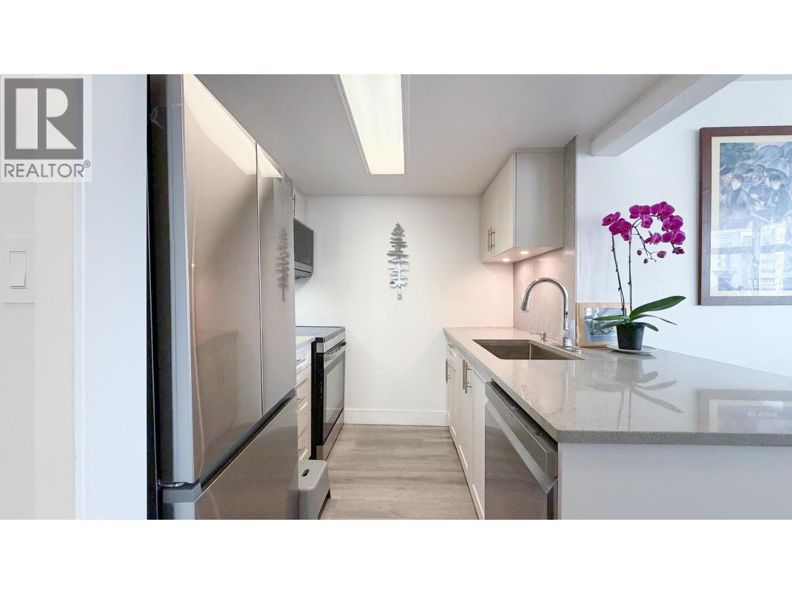 807 838 Agnes Street, New Westminster, British Columbia  V3M 6R3 - Photo 6 - R3088981