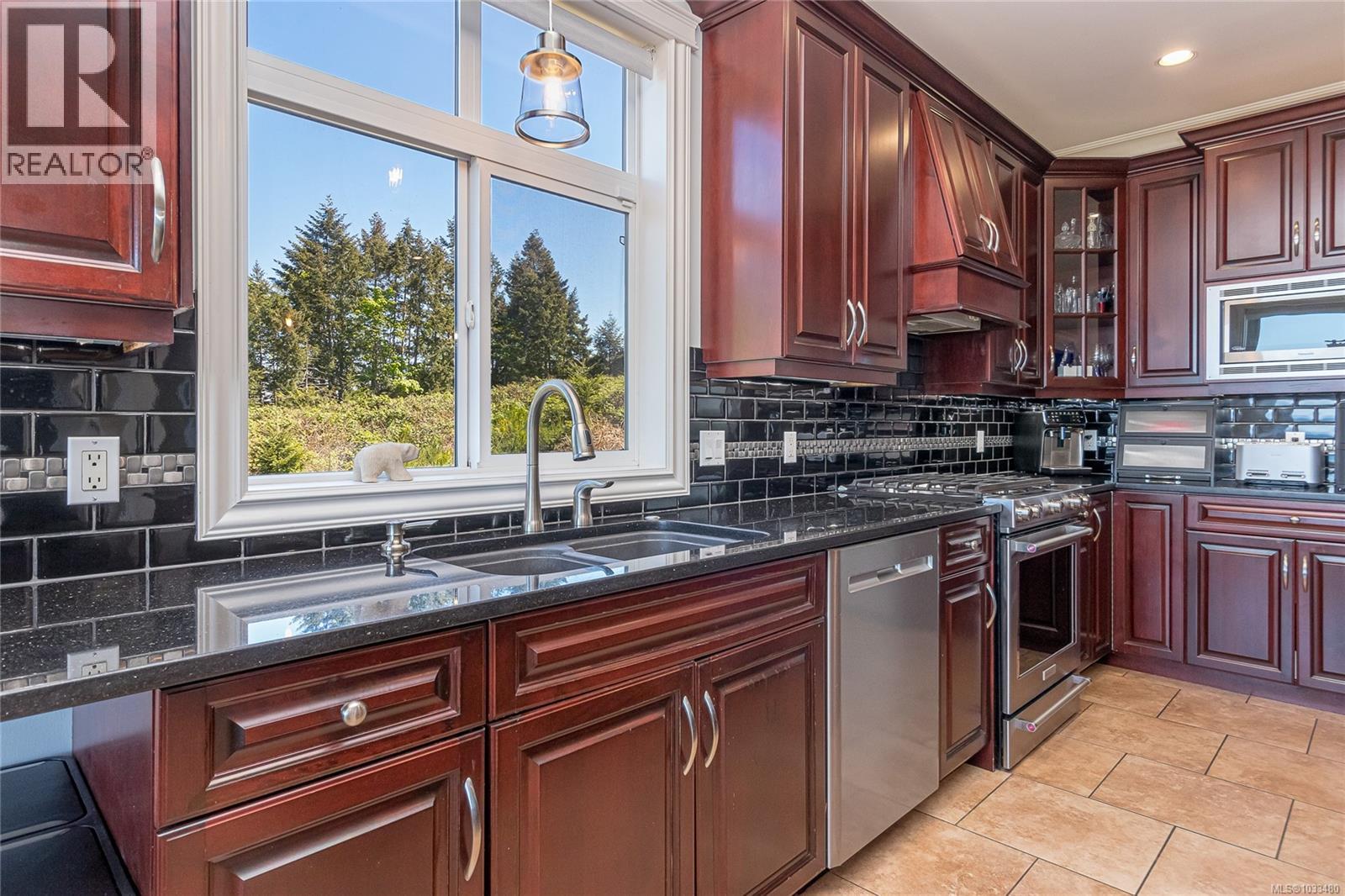 6063 Breonna Dr, Nanaimo, British Columbia  V9V 1G1 - Photo 13 - 1033480