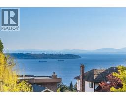rental suite 1395 CAMRIDGE ROAD, West Vancouver, British Columbia