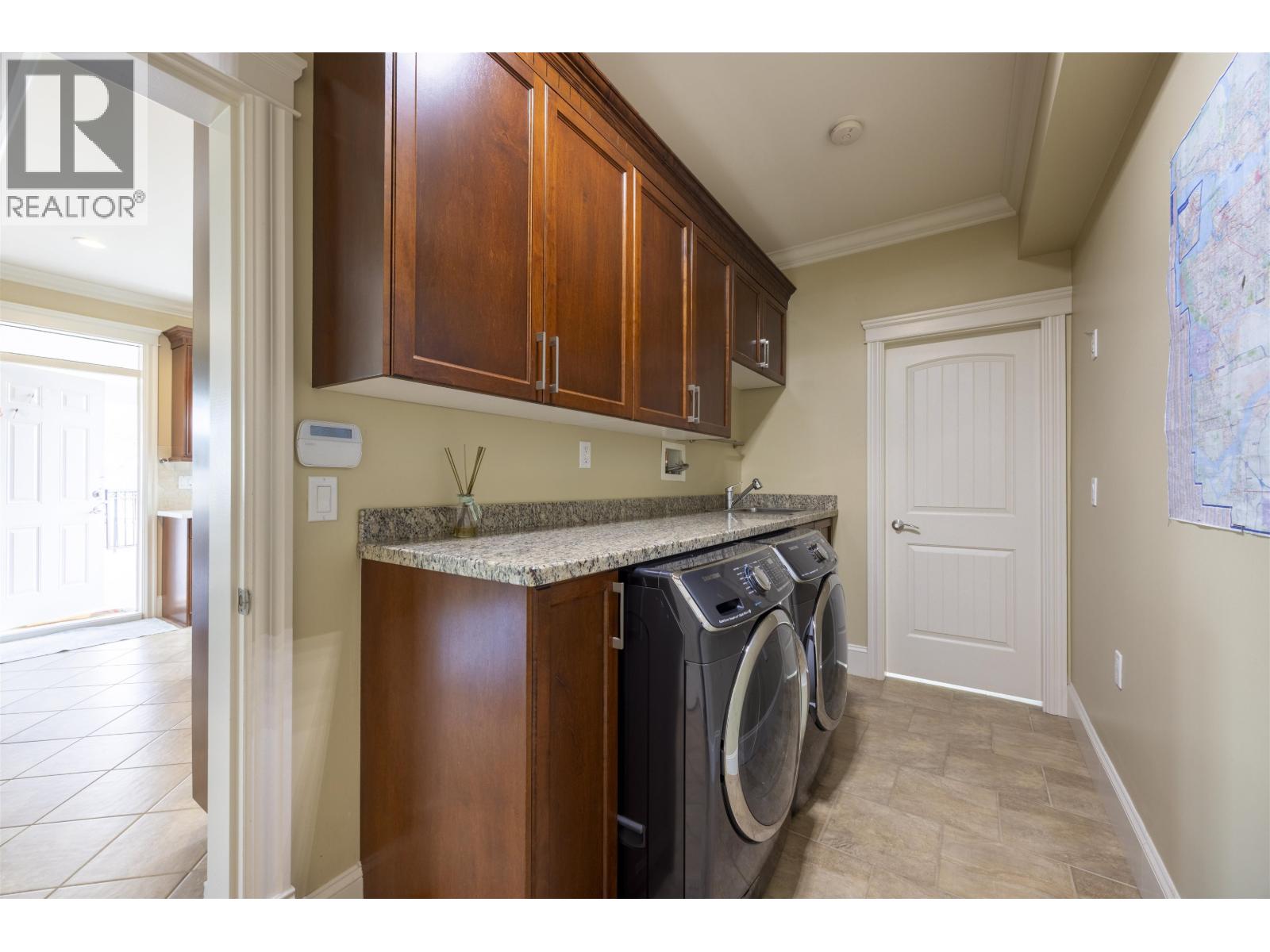 1059 Cornell Avenue, Coquitlam, British Columbia  V3J 2Z6 - Photo 14 - R3116455