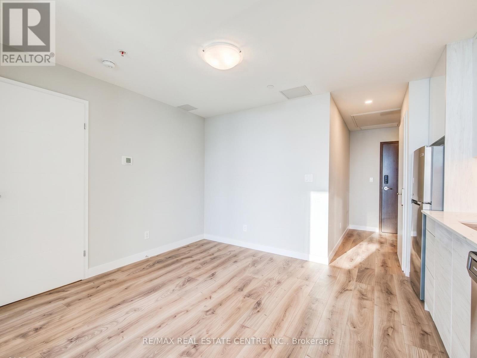 2505 - 60 Frederick Street, Kitchener, Ontario  N2H 0C7 - Photo 6 - X13006842