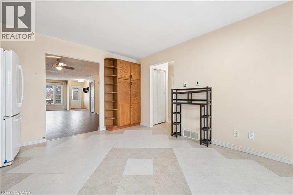 576 Thorndale Drive, Waterloo, Ontario  N2T 2P9 - Photo 12 - 40824728