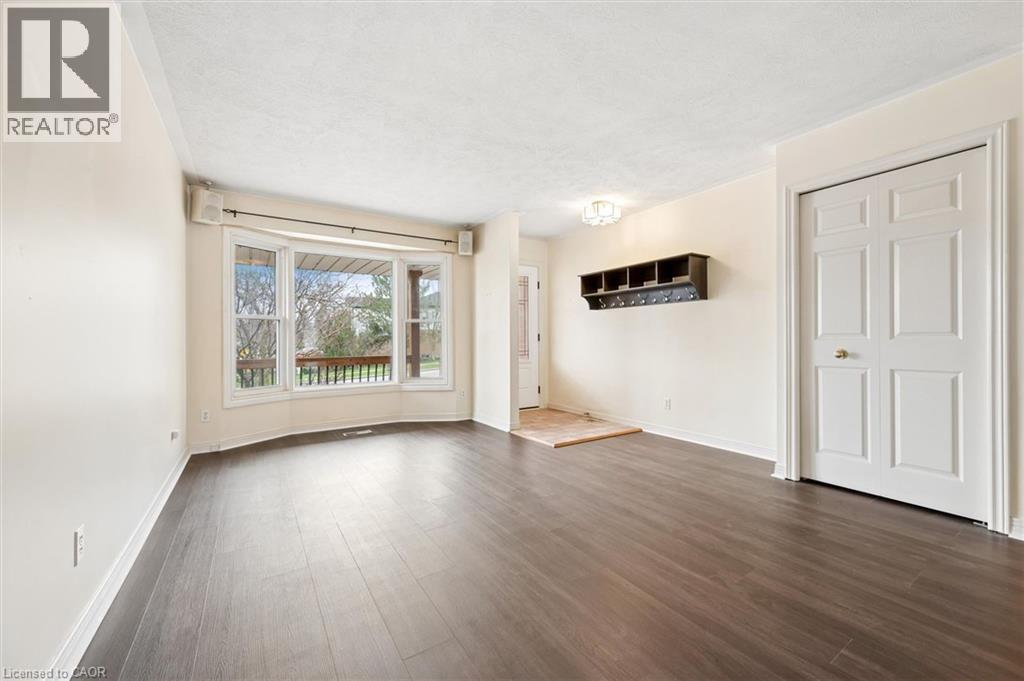 576 Thorndale Drive, Waterloo, Ontario  N2T 2P9 - Photo 5 - 40824728