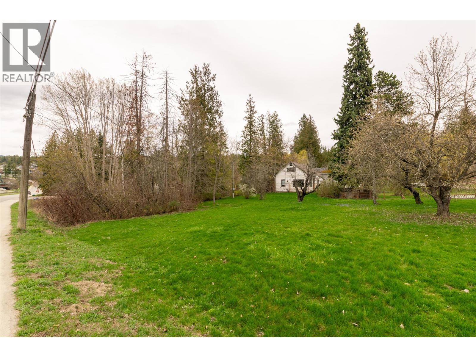 2370 Lakeshore Road Ne, Salmon Arm, British Columbia  V1E 3X9 - Photo 8 - 10384581