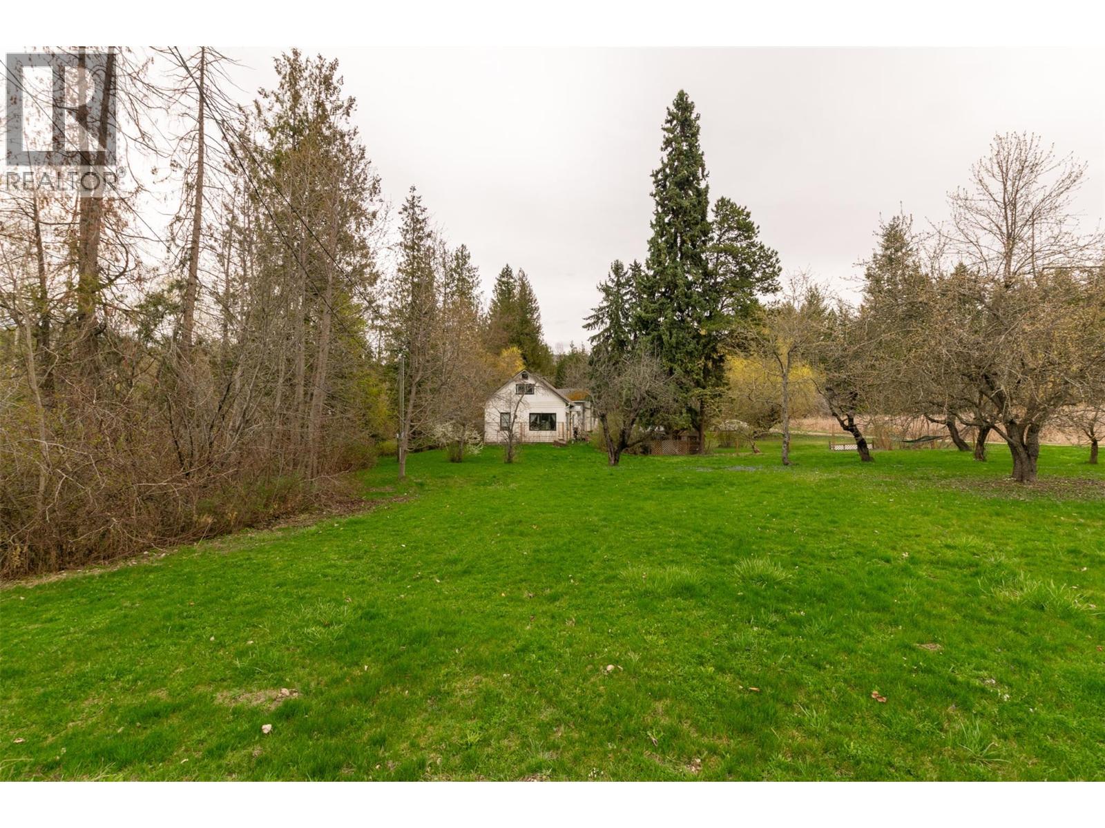 2370 Lakeshore Road Ne, Salmon Arm, British Columbia  V1E 3X9 - Photo 7 - 10384581