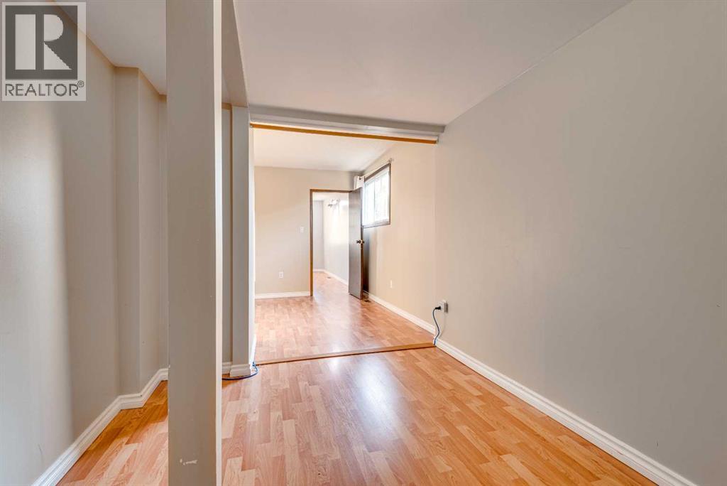 402 Main Street, Trochu, Alberta  T0M 2C0 - Photo 21 - A2270646