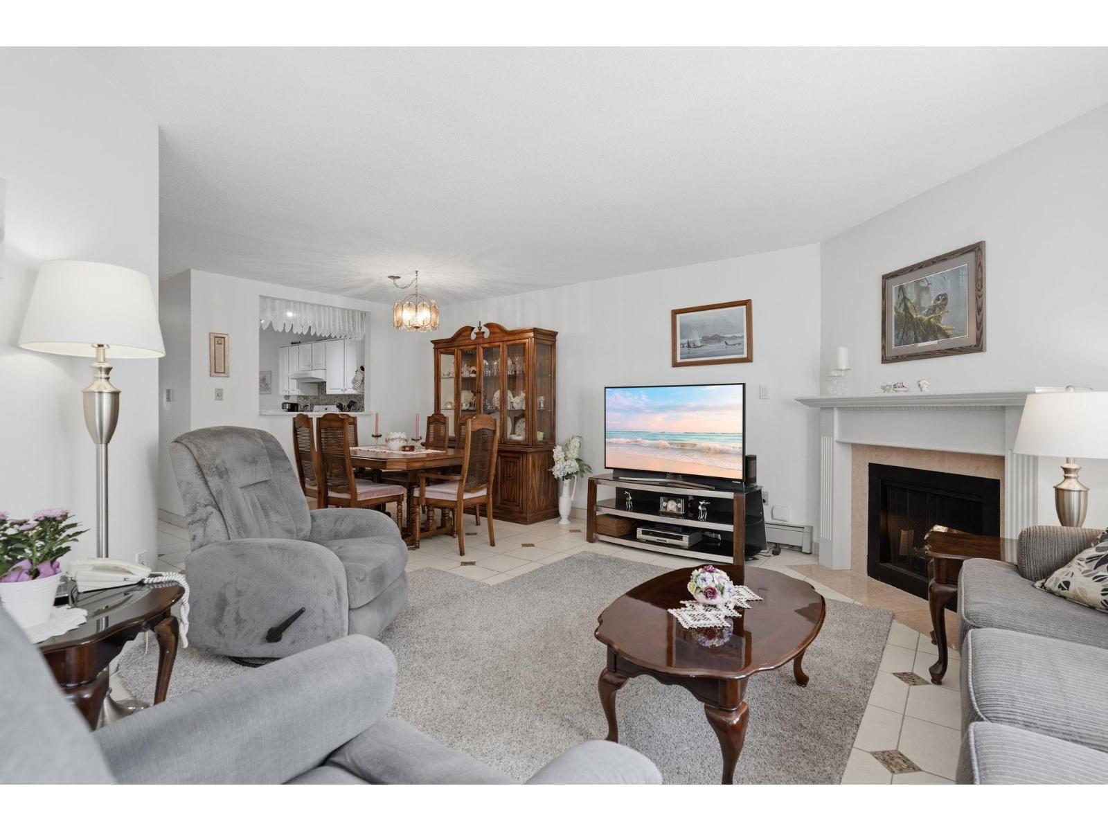 208 15300 17 Avenue, Surrey, British Columbia  V4A 8Y6 - Photo 4 - R3116454