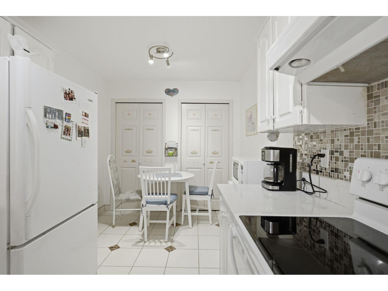 208 15300 17 Avenue, Surrey, British Columbia  V4A 8Y6 - Photo 10 - R3116454