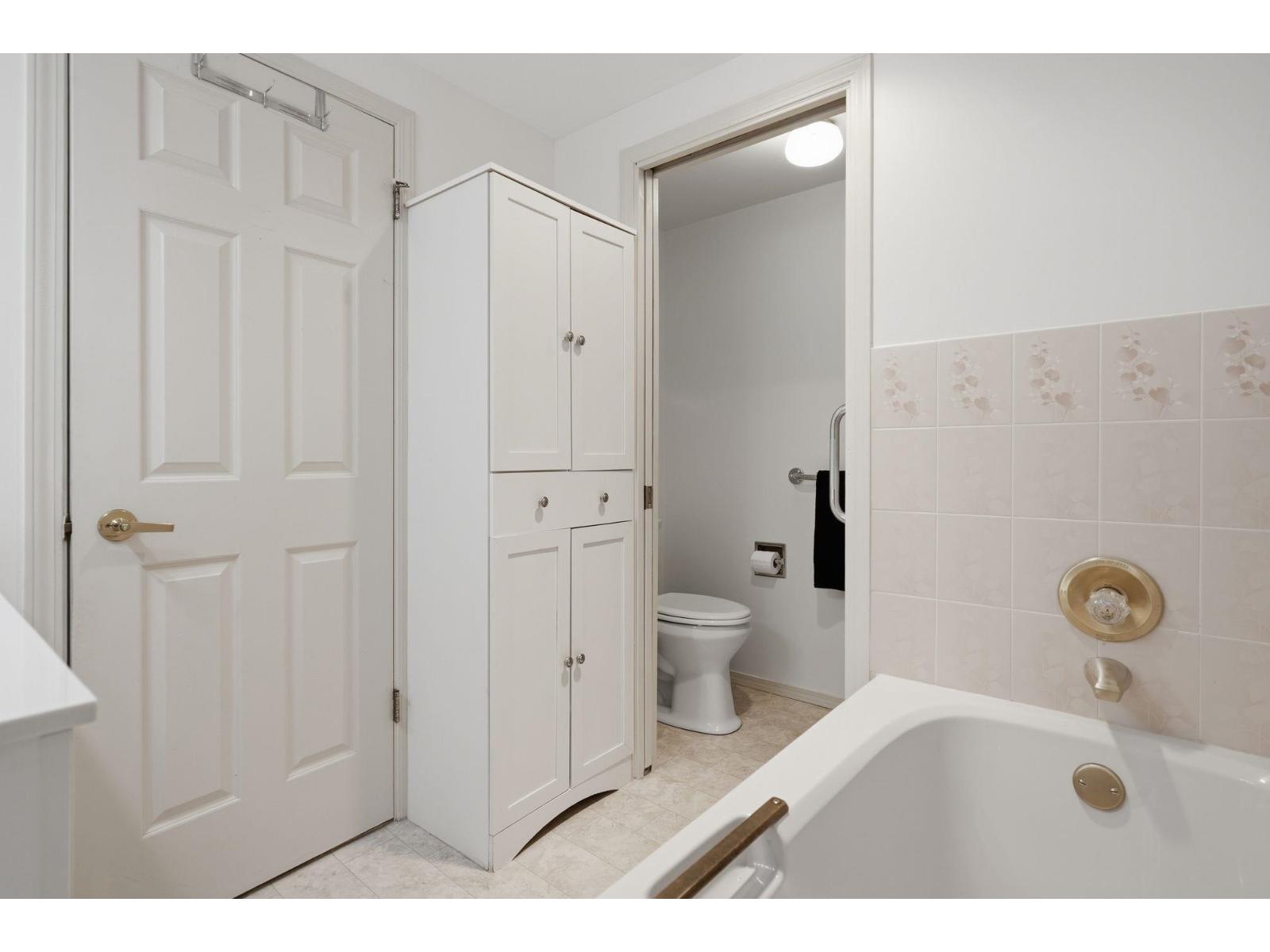 208 15300 17 Avenue, Surrey, British Columbia  V4A 8Y6 - Photo 21 - R3116454