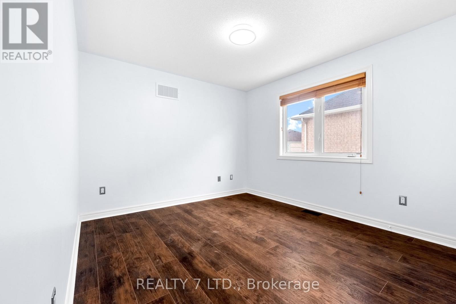 67 Jewelwing Court, Bradford West Gwillimbury (Bradford), Ontario  L3Z 0N7 - Photo 25 - N13050766