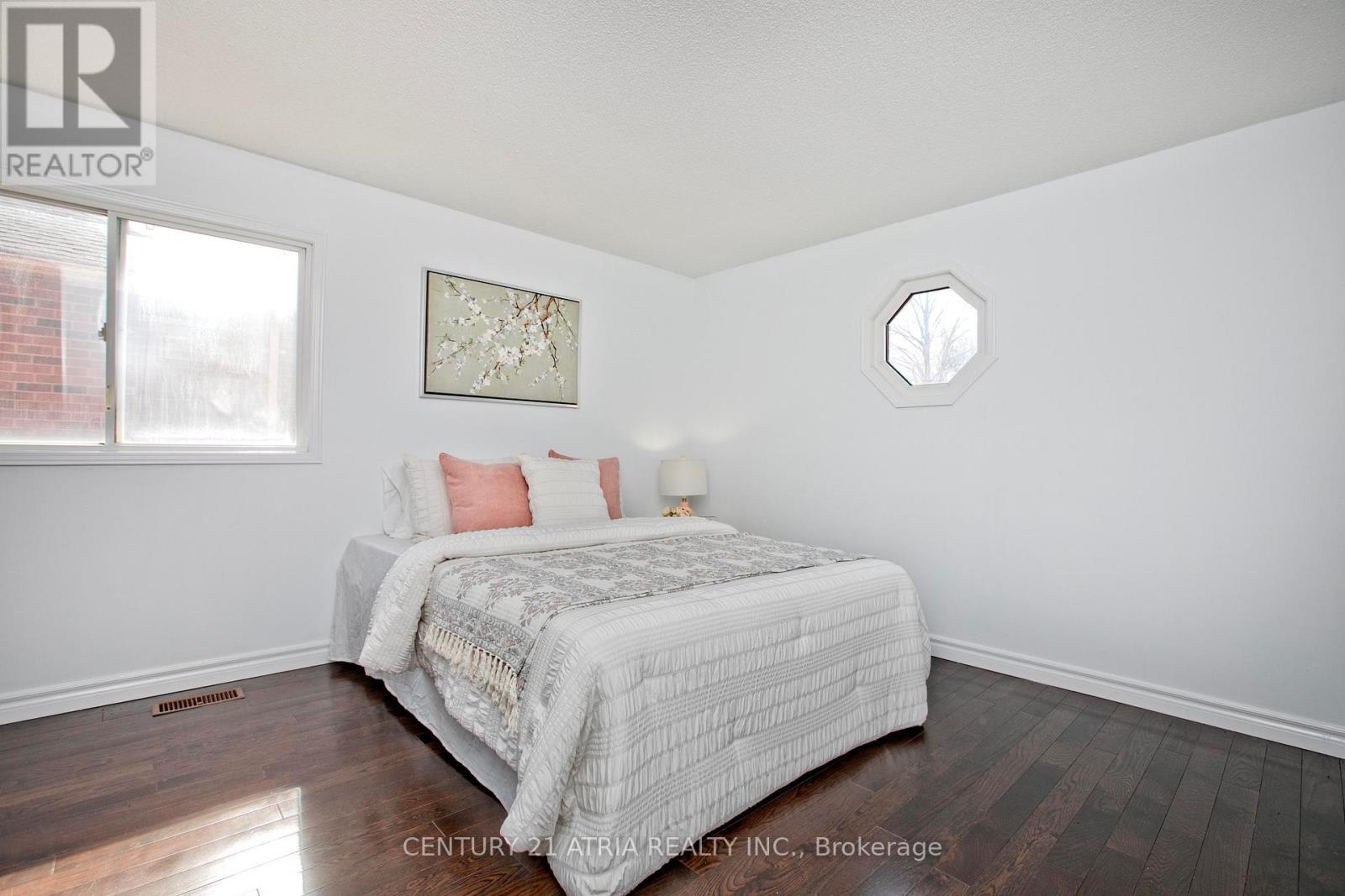 53 Conistan Road, Markham, Ontario  L3R 8K6 - Photo 31 - N13047668