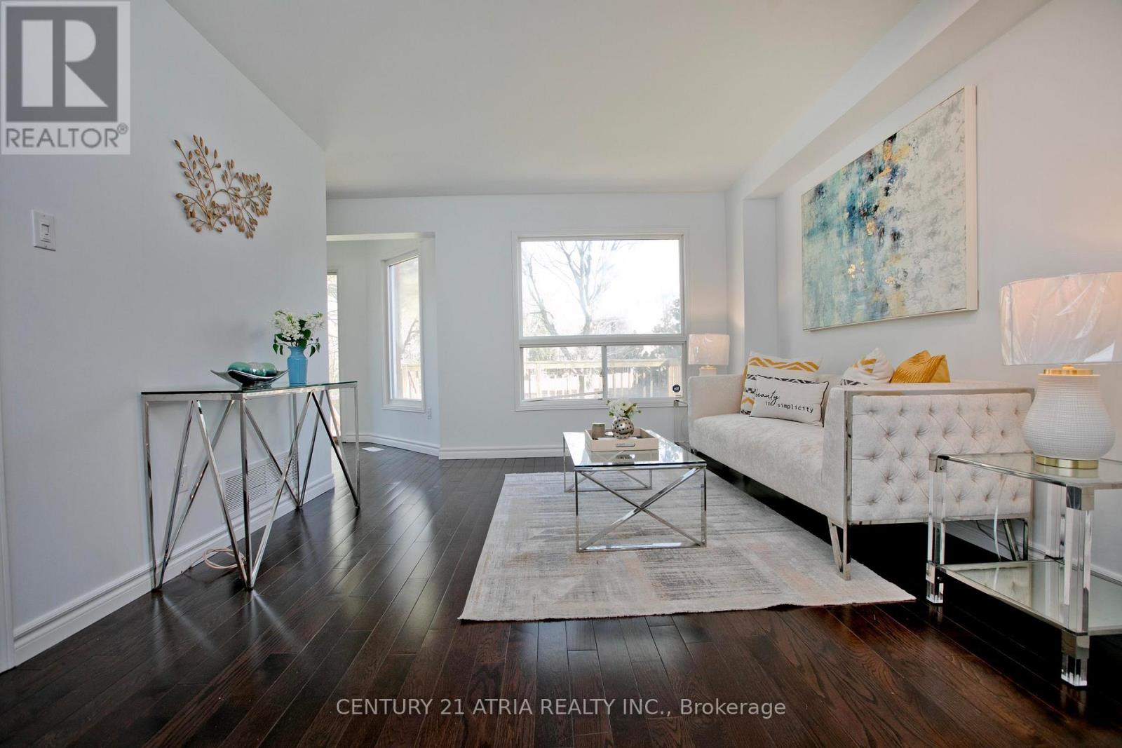 53 Conistan Road, Markham, Ontario  L3R 8K6 - Photo 22 - N13047668