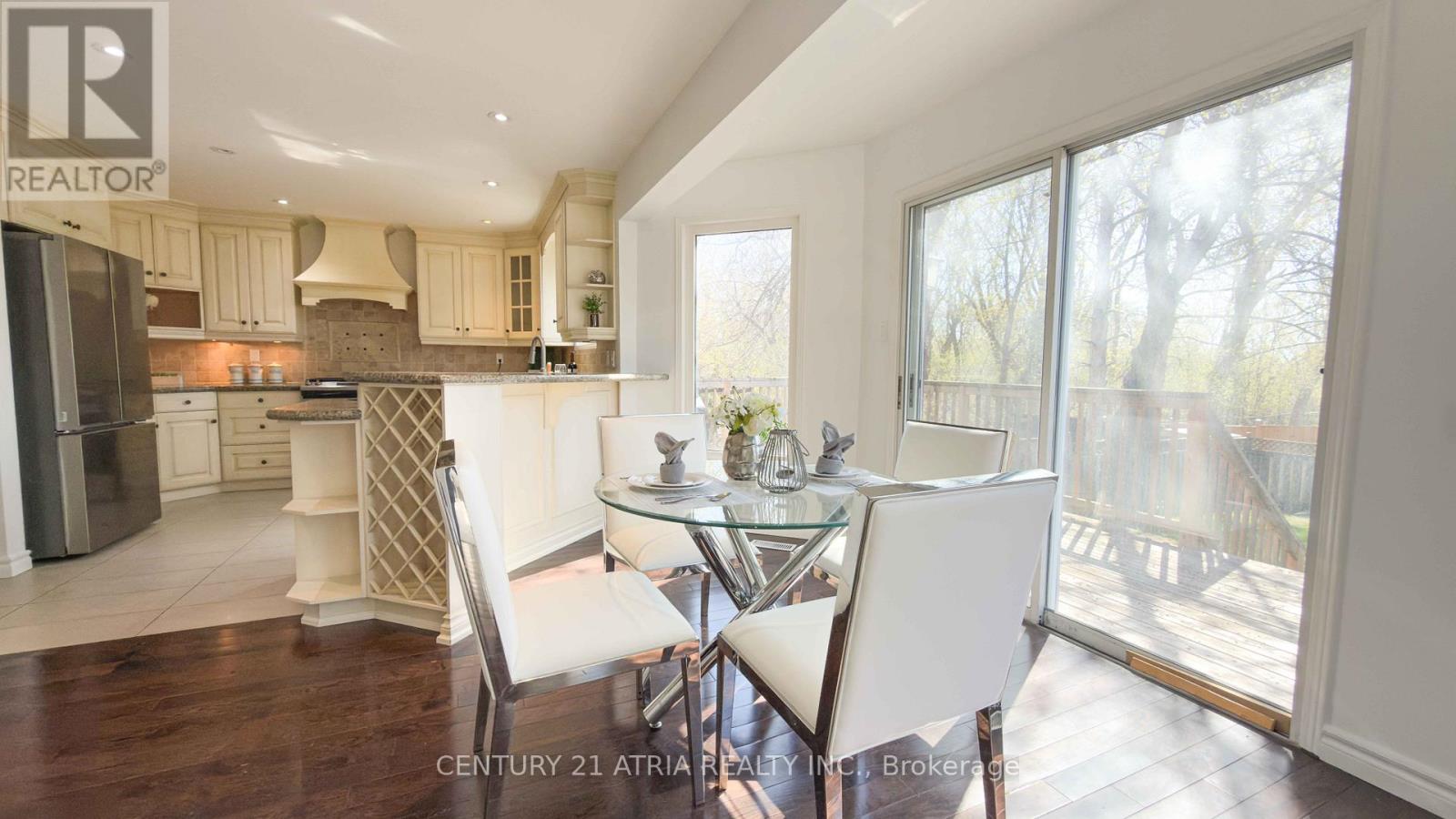 53 Conistan Road, Markham, Ontario  L3R 8K6 - Photo 8 - N13047668