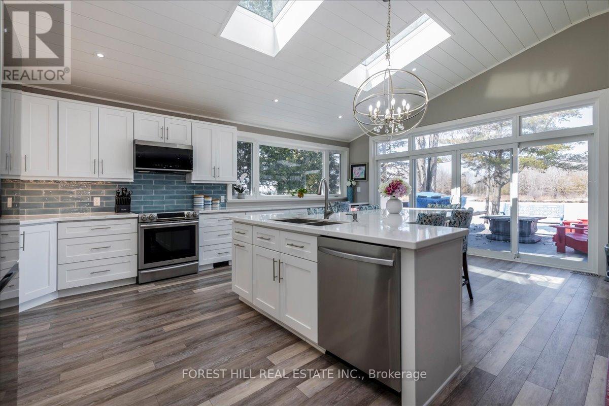 37 Old Indian Trail, Ramara, Ontario  L0K 1B0 - Photo 11 - S13050702