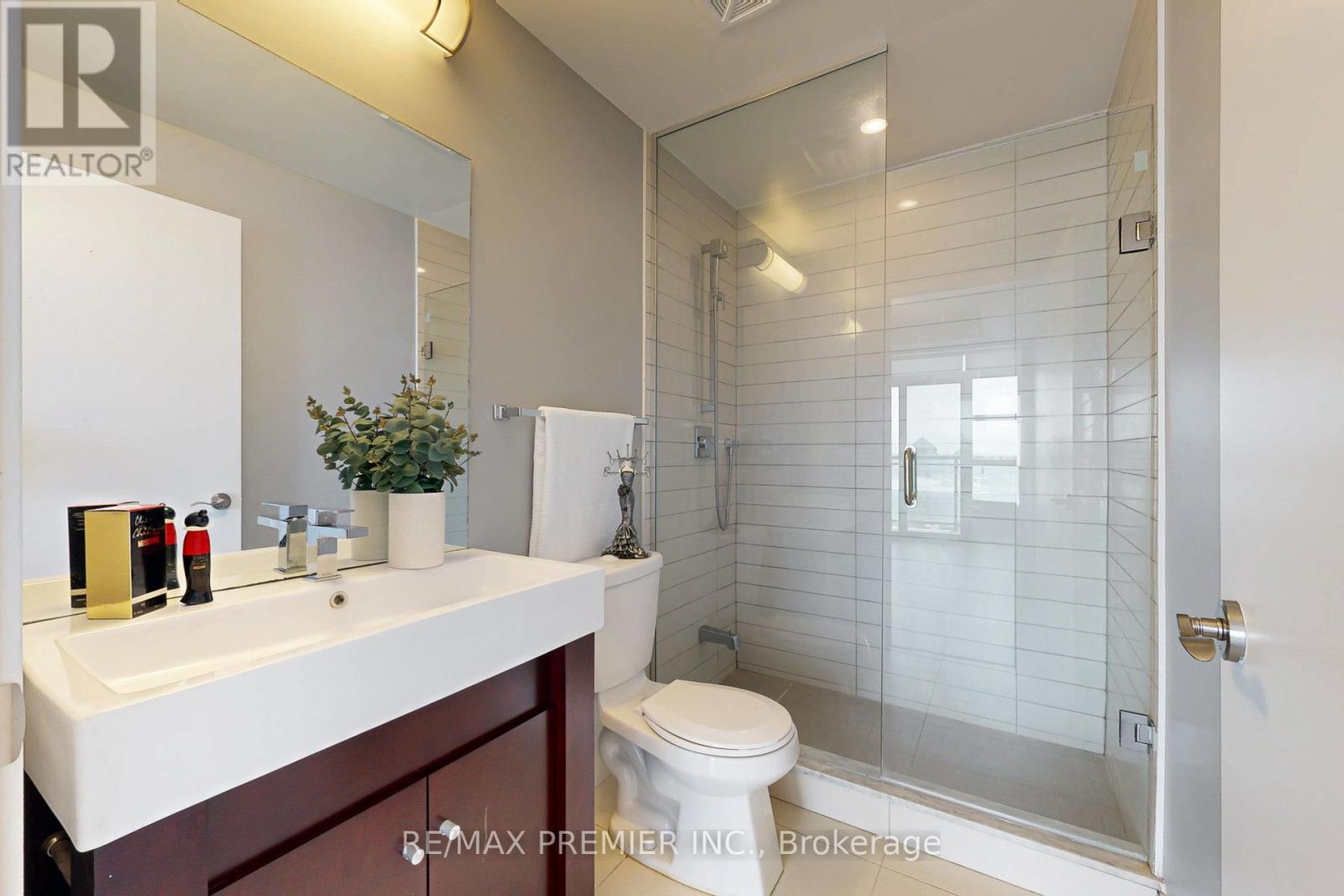 610 - 840 Queen's Plate Drive, Toronto, Ontario  M9W 0E7 - Photo 32 - W13050732