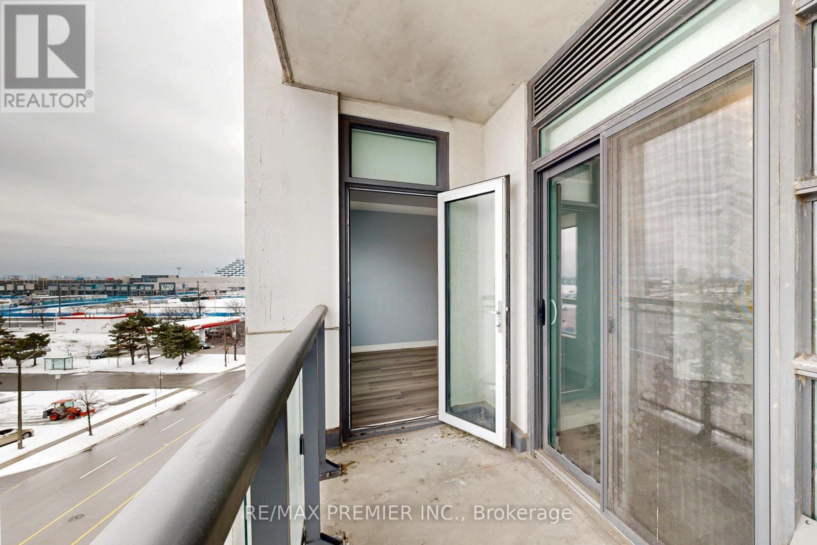 610 - 840 Queen's Plate Drive, Toronto, Ontario  M9W 0E7 - Photo 34 - W13050732