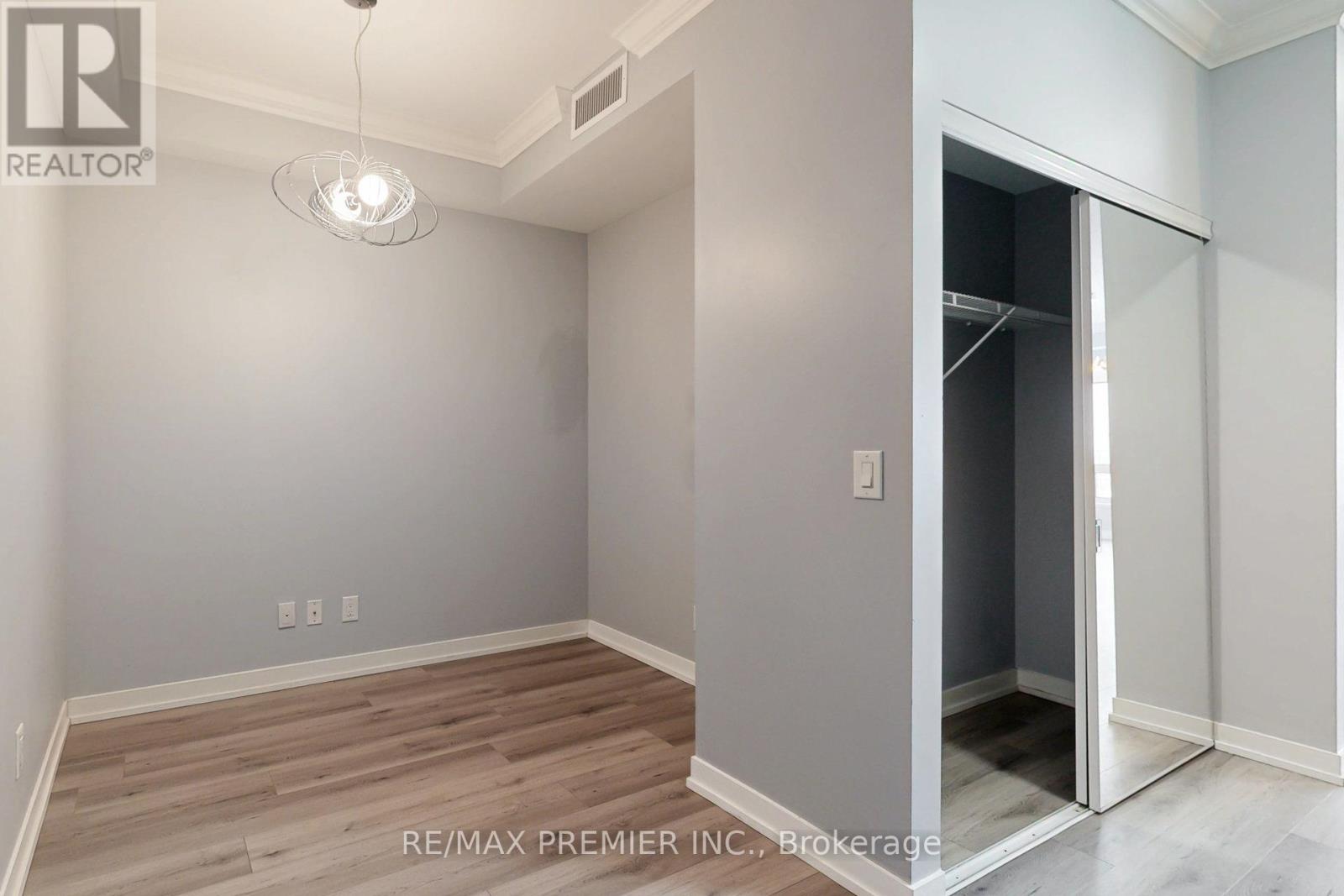 610 - 840 Queen's Plate Drive, Toronto, Ontario  M9W 0E7 - Photo 9 - W13050732