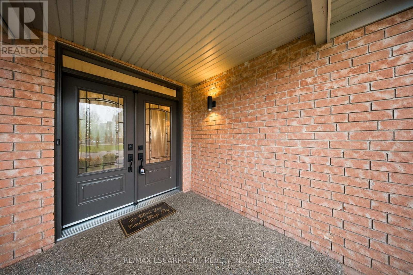 3812 Lacman Trail, Mississauga, Ontario  L5M 6X8 - Photo 3 - W13050734