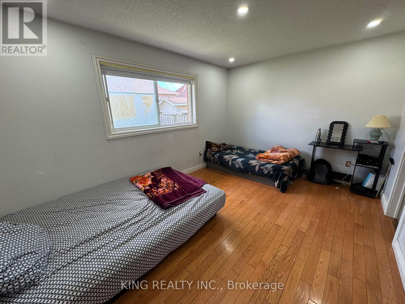 10 Torada Court, Brampton, Ontario  L5A 1H6 - Photo 6 - W13050770