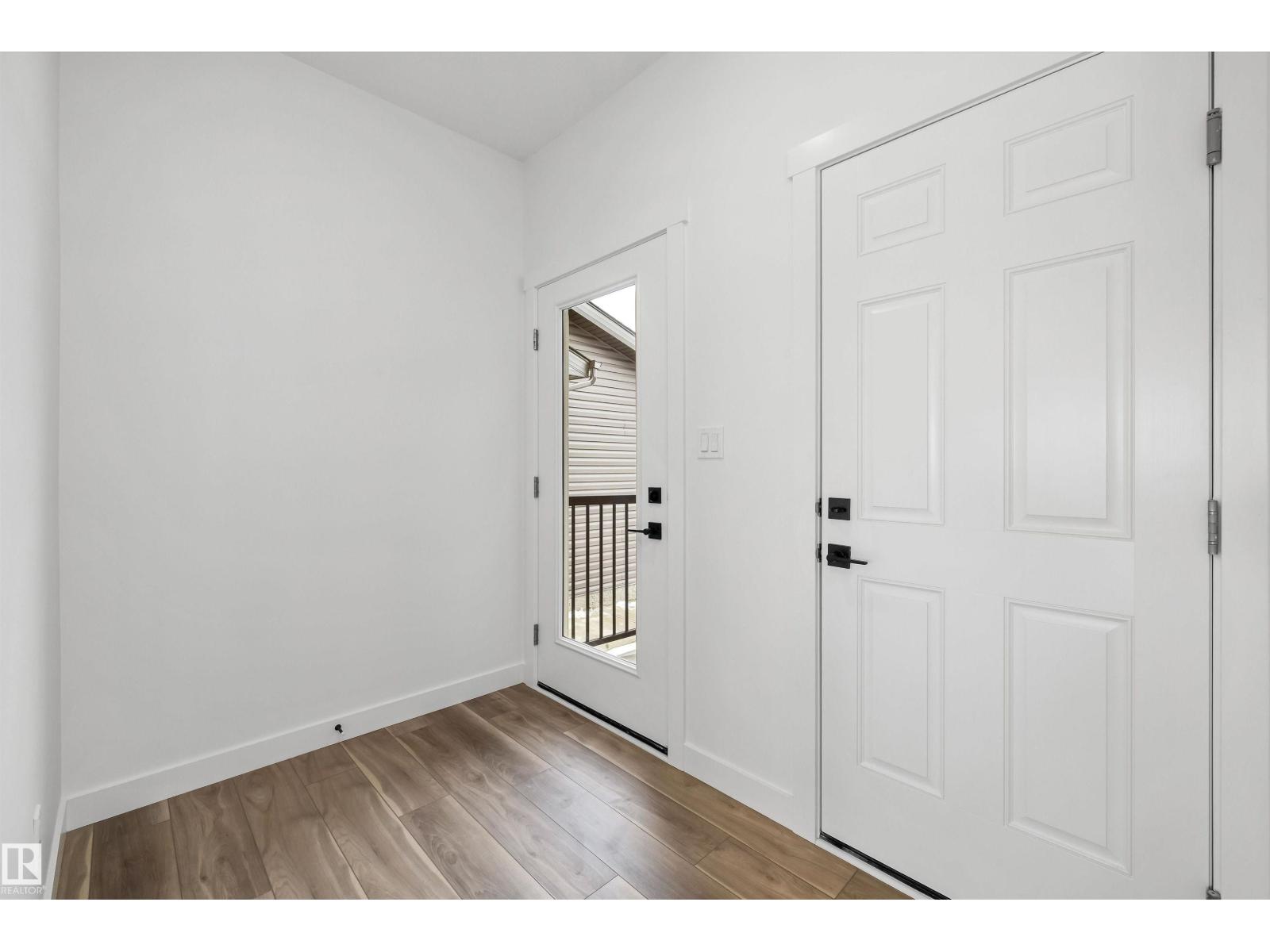 622 176 Av NE, Edmonton, Alberta  T5Y 4K3 - Photo 3 - E4473715