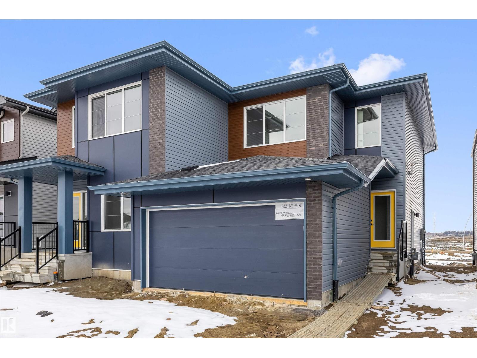 622 176 Av NE, Edmonton, Alberta  T5Y 4K3 - Photo 2 - E4473715