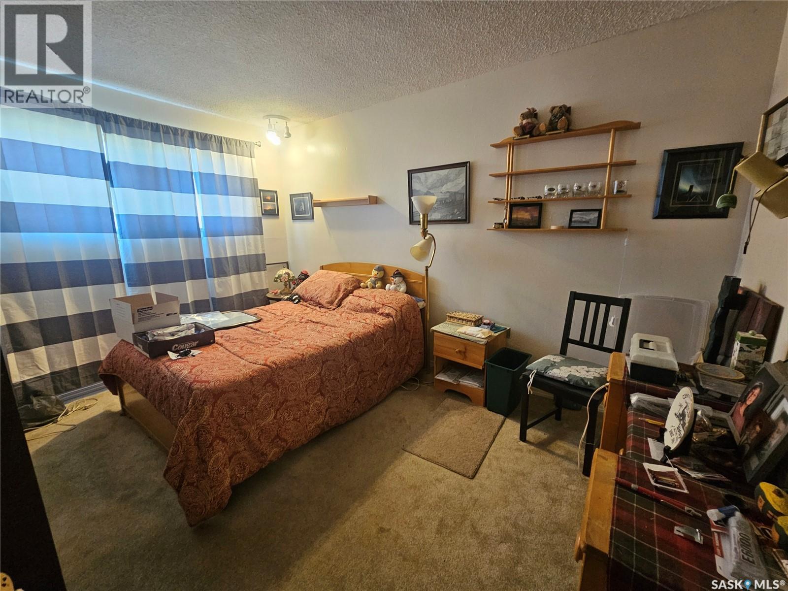 579 Poplar Crescent, Shaunavon, Saskatchewan  S0N 2M0 - Photo 10 - SK033598